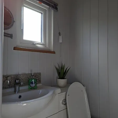 Red Darren Luxury Hut Apartment Llanveynoe Exterior photo