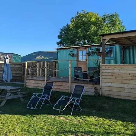 Red Darren Luxury Hut Apartment Llanveynoe Exterior photo